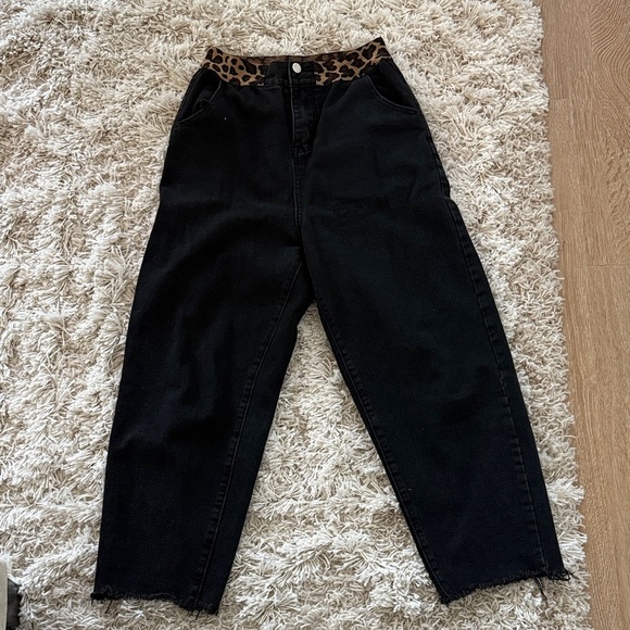 Fashion Nova Denim - Black Jeans with Leopard waistband size 7